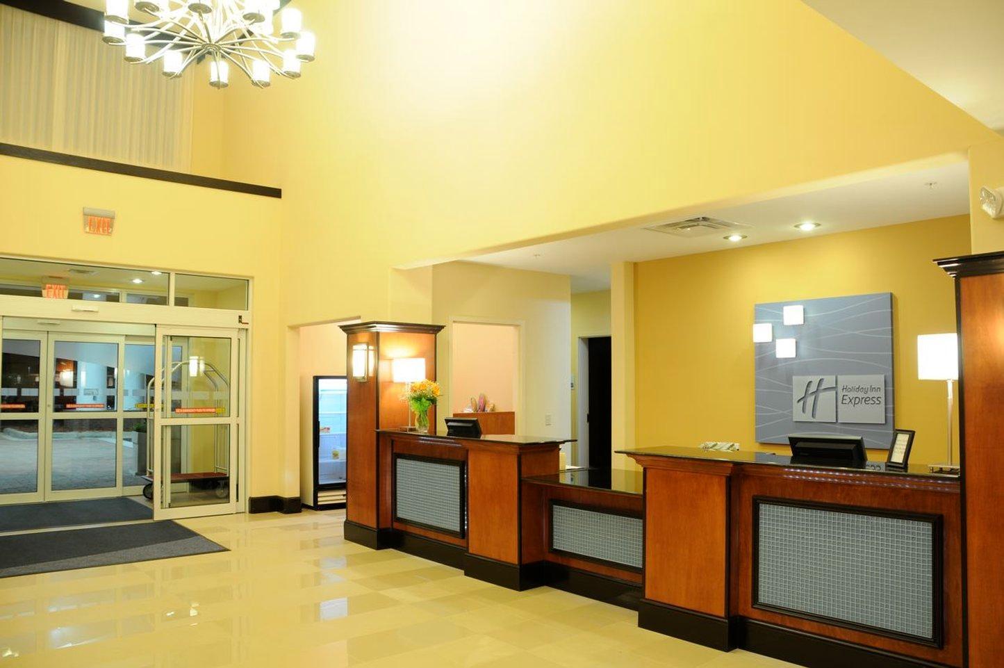 Holiday Inn Express Hotel & Suites Bainbridge By Ihg Exterior foto